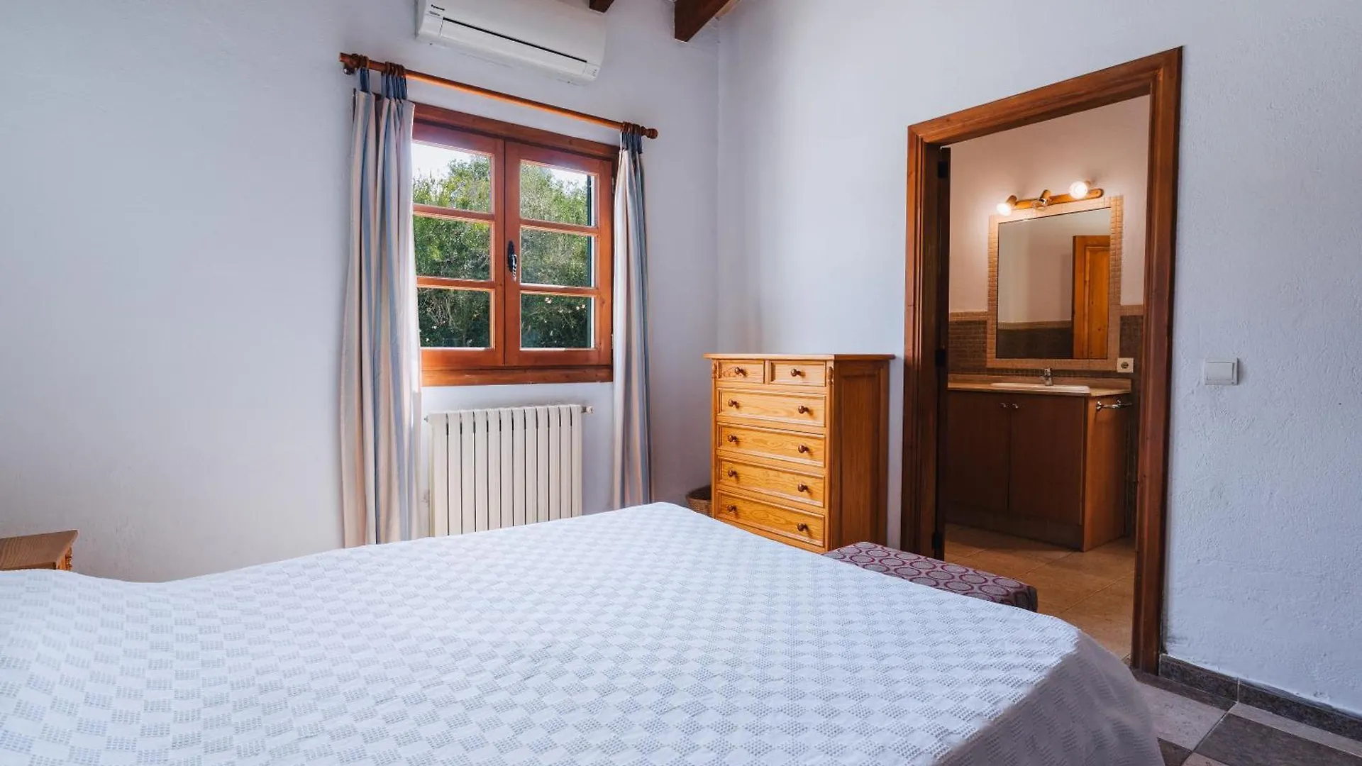 Can Bingo - Villa En Alcudia